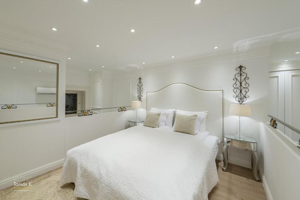 Ferienwohnung Bpr The Golden Astoria With Balcony And A/C Budapest Exterior foto
