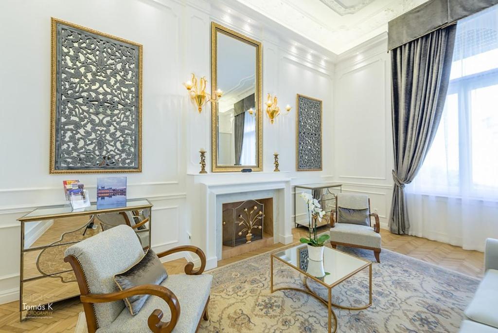 Ferienwohnung Bpr The Golden Astoria With Balcony And A/C Budapest Exterior foto