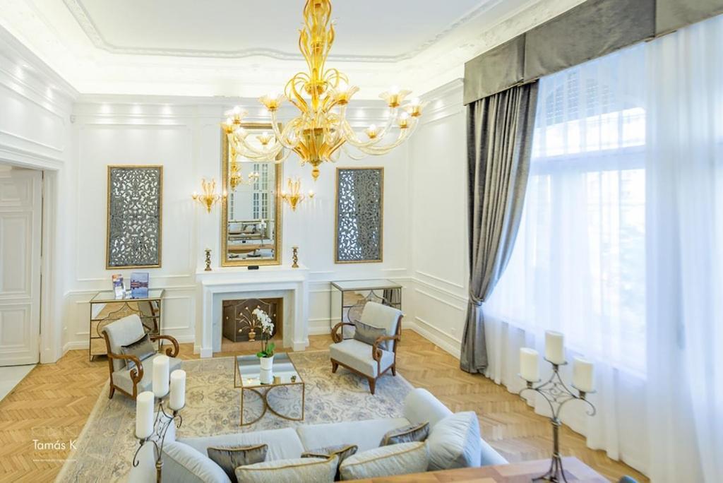 Ferienwohnung Bpr The Golden Astoria With Balcony And A/C Budapest Exterior foto