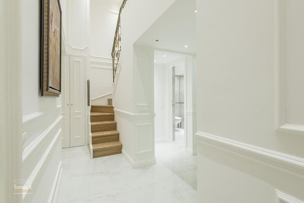 Ferienwohnung Bpr The Golden Astoria With Balcony And A/C Budapest Exterior foto